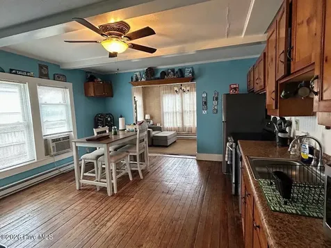 411 Spartanburg Avenue Carolina Beach NC 28428