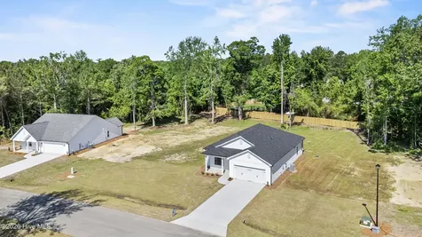 305 Riva Ridge Burgaw NC 28425