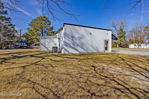 2735 Nc-41 Chinquapin NC 28521