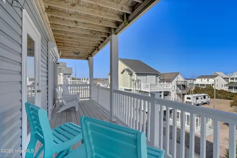 106 Charlotte Avenue Surf City NC 28445
