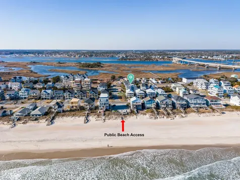 106 Charlotte Avenue Surf City NC 28445