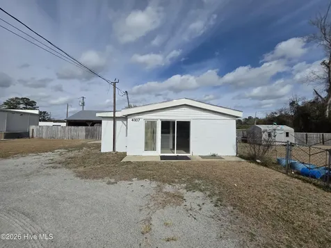 4009 Holly Shelter Road Castle Hayne NC 28429