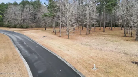 117 Southern Plantation Drive S Oriental NC 28571