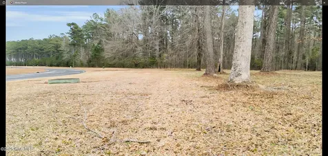 117 Southern Plantation Drive S Oriental NC 28571