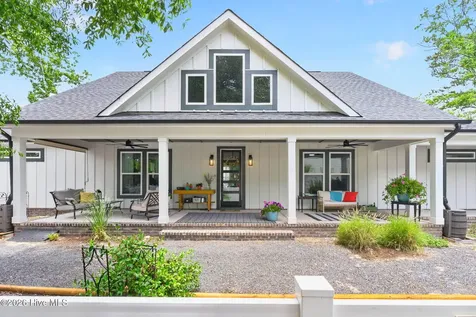 110 Highland Park Avenue Southport NC 28461