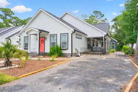 110 Highland Park Avenue Southport NC 28461