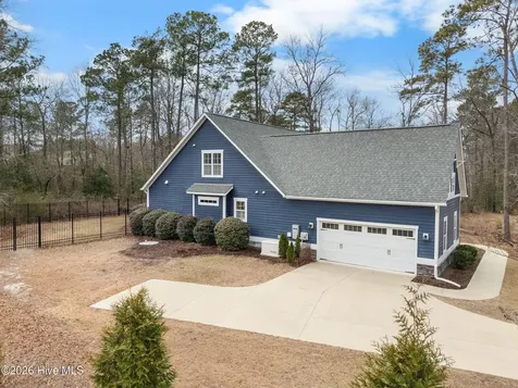 9652 Sweet Apple Lane NE Leland NC 28451