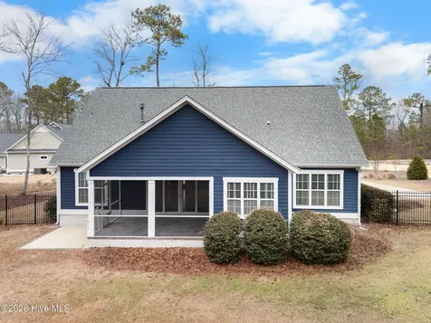 9652 Sweet Apple Lane NE Leland NC 28451