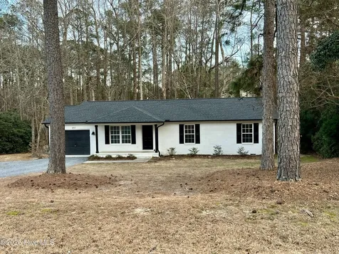 157 Edinburgh Drive Carthage NC 28327