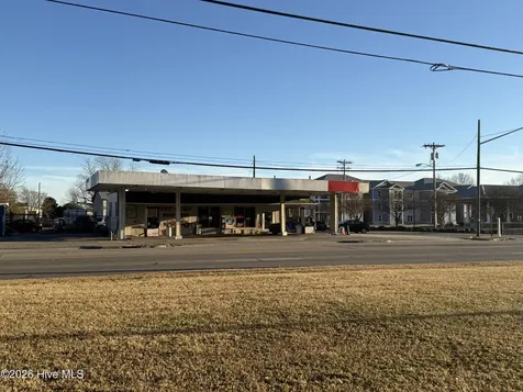 410 S Hughes Boulevard Elizabeth City NC 27909