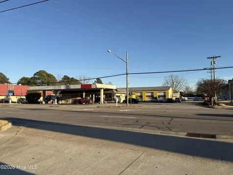 410 S Hughes Boulevard Elizabeth City NC 27909
