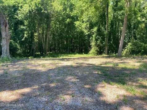 316 Bayview Road Bayview NC 27808