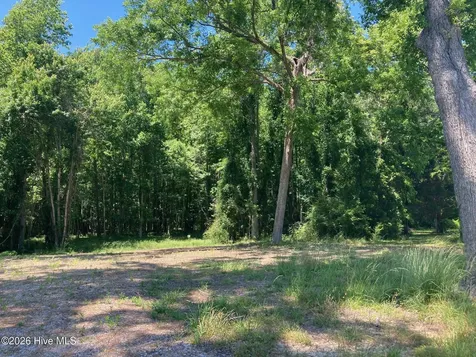 316 Bayview Road Bayview NC 27808