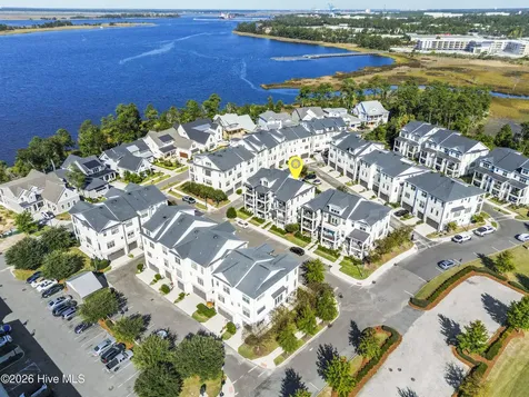 13 Hobie Run Wilmington NC 28412