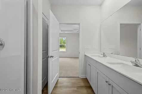 158 Seaford Lane Aberdeen NC 28315