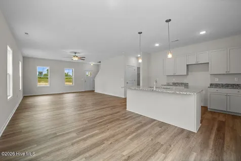 158 Seaford Lane Aberdeen NC 28315