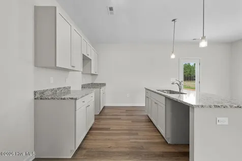 158 Seaford Lane Aberdeen NC 28315