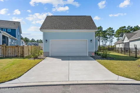 1212 Trisail Terrace Wilmington NC 28412