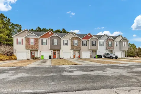 319 Cedar Island Trail Holly Ridge NC 28445
