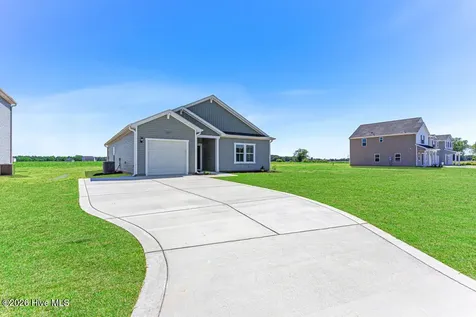 2203 Nahunta Road Pikeville NC 27863