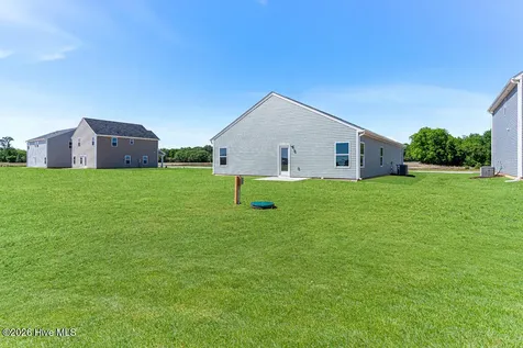 2203 Nahunta Road Pikeville NC 27863