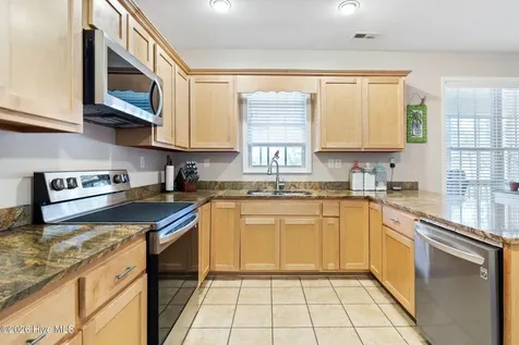 205 Port Side Drive Sneads Ferry NC 28460