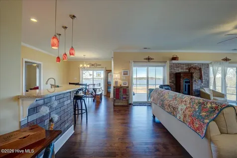5544 Creek Pointe Road New Bern NC 28560