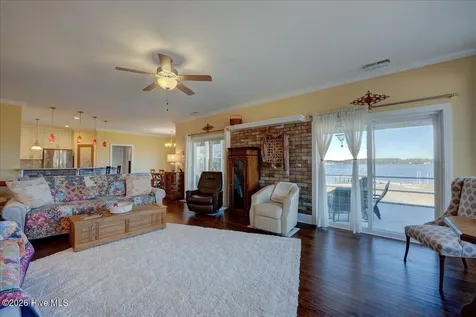 5544 Creek Pointe Road New Bern NC 28560