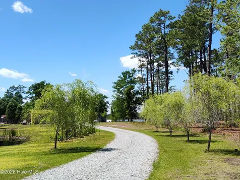 5544 Creek Pointe Road New Bern NC 28560