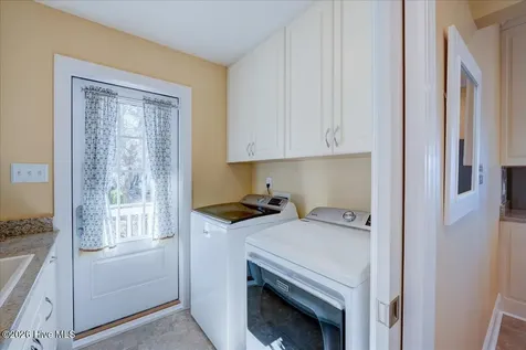5544 Creek Pointe Road New Bern NC 28560
