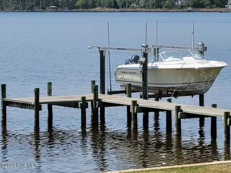 5544 Creek Pointe Road New Bern NC 28560