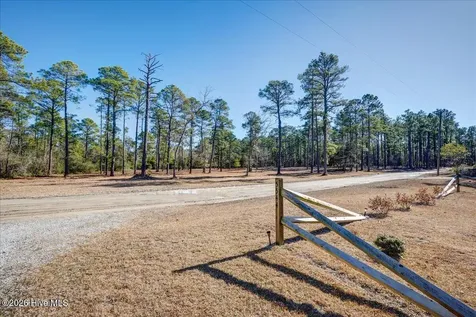 5544 Creek Pointe Road New Bern NC 28560