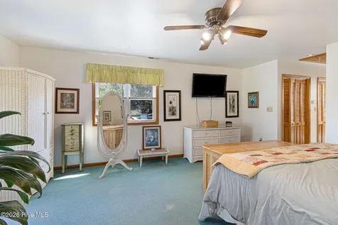 104 Elm Court Pine Knoll Shores NC 28512