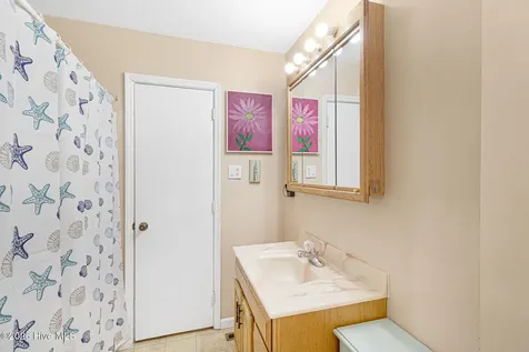 104 Elm Court Pine Knoll Shores NC 28512