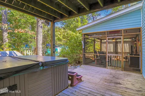 104 Elm Court Pine Knoll Shores NC 28512