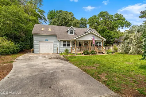 104 Elm Court Pine Knoll Shores NC 28512