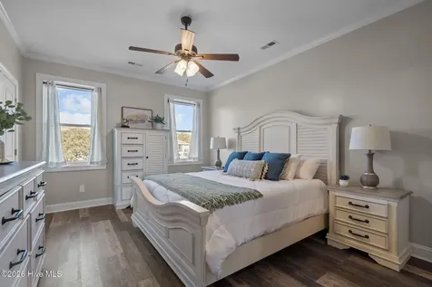 10522 Island Circle Emerald Isle NC 28594