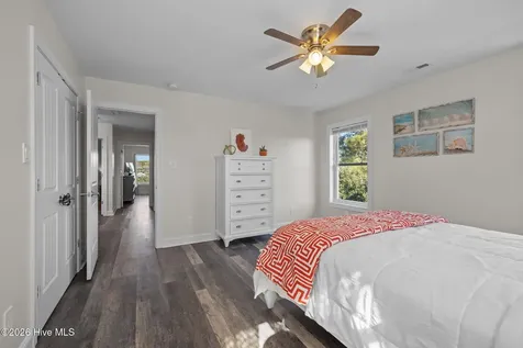 10522 Island Circle Emerald Isle NC 28594