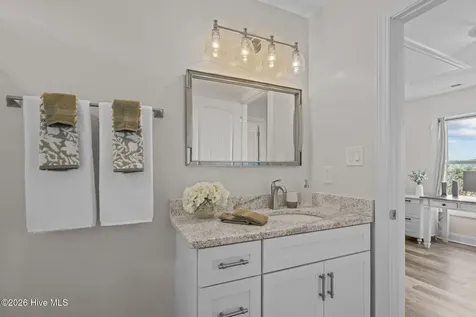 10522 Island Circle Emerald Isle NC 28594
