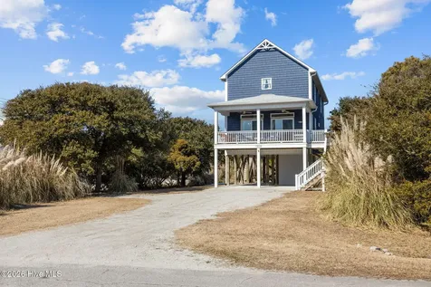 10522 Island Circle Emerald Isle NC 28594