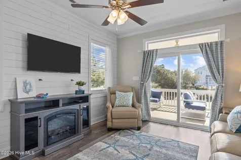 10522 Island Circle Emerald Isle NC 28594