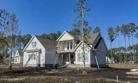 1061 Crown Pointe Drive Hampstead NC 28443