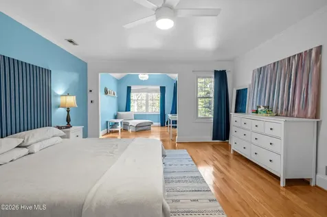 2215 Perry Drive Jacksonville NC 28546