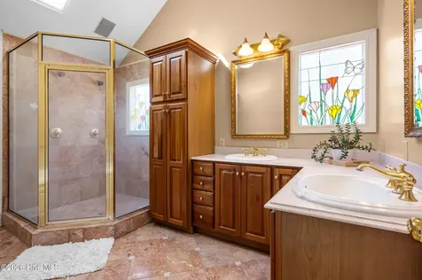 2215 Perry Drive Jacksonville NC 28546