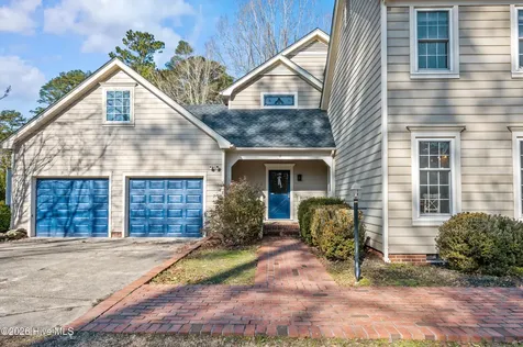 2215 Perry Drive Jacksonville NC 28546
