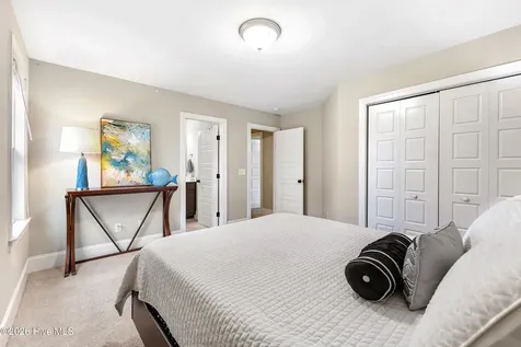 346 Hanover Lakes Drive Wilmington NC 28401