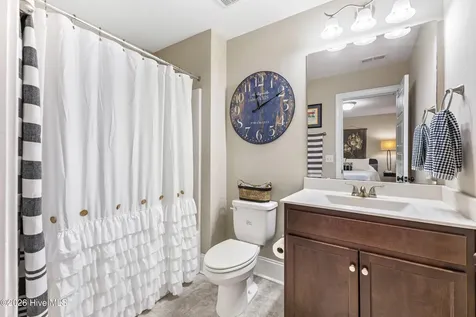 346 Hanover Lakes Drive Wilmington NC 28401