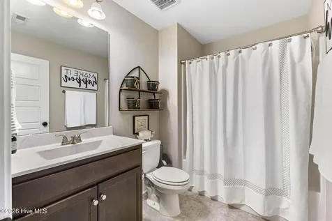 346 Hanover Lakes Drive Wilmington NC 28401