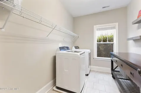 346 Hanover Lakes Drive Wilmington NC 28401