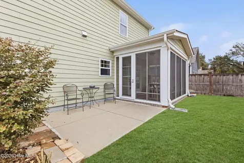 346 Hanover Lakes Drive Wilmington NC 28401